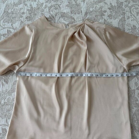 BANANA REPUBLIC SATIN TOP WITH SHORT SLEEVES BEIGE COLOR. SIZE L - Picture 9 of 9